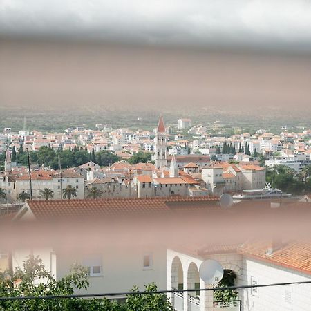 Apartments Kudelik Trogir Exterior foto