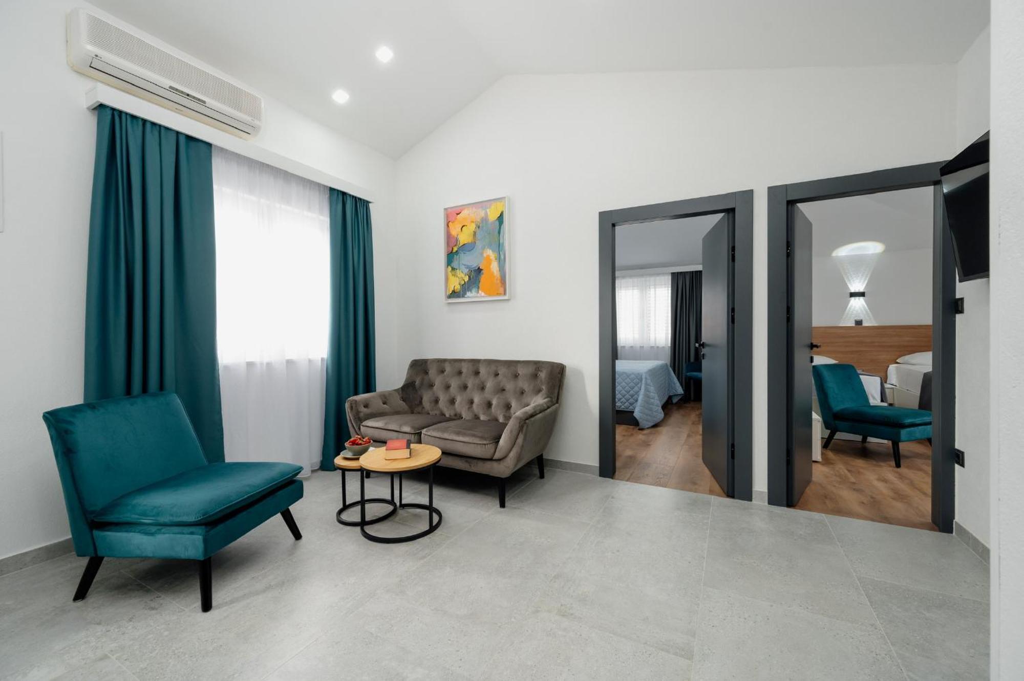 Apartments Kudelik Trogir Exterior foto