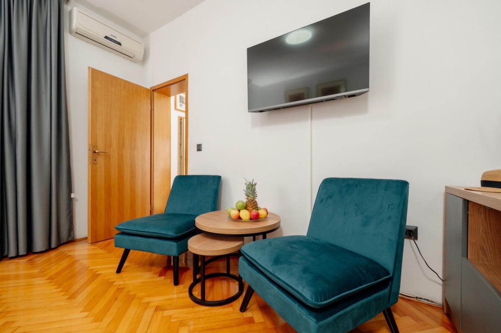 Apartments Kudelik Trogir Exterior foto