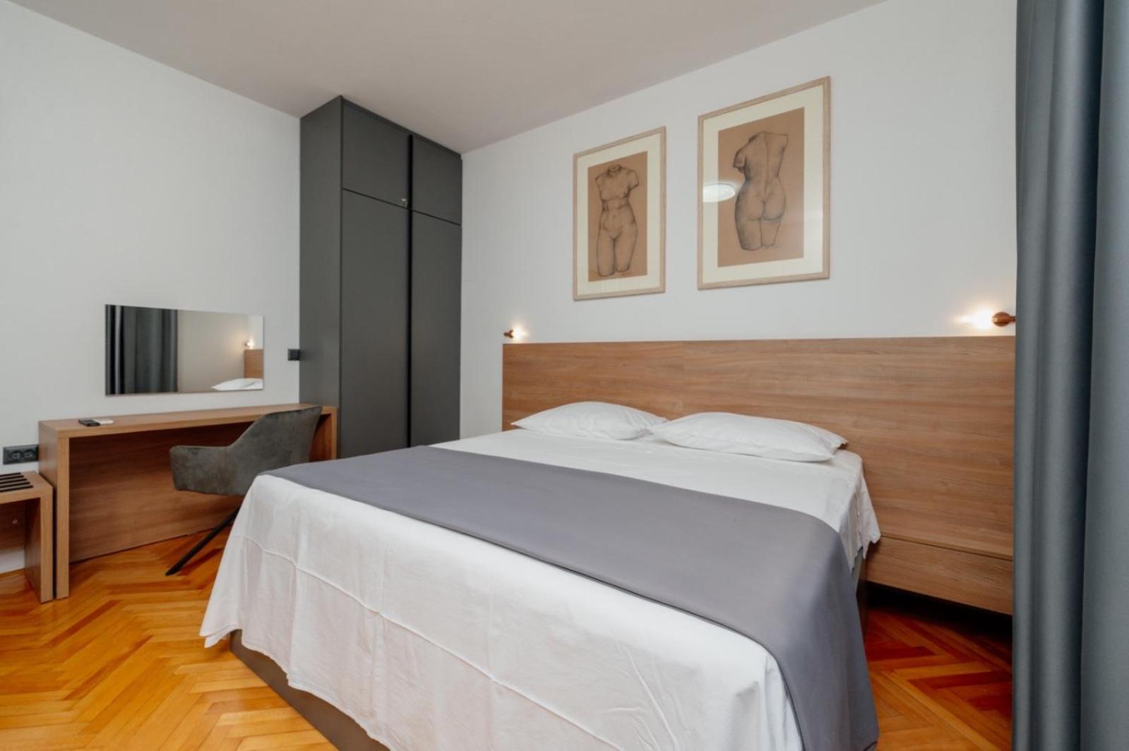Apartments Kudelik Trogir Exterior foto